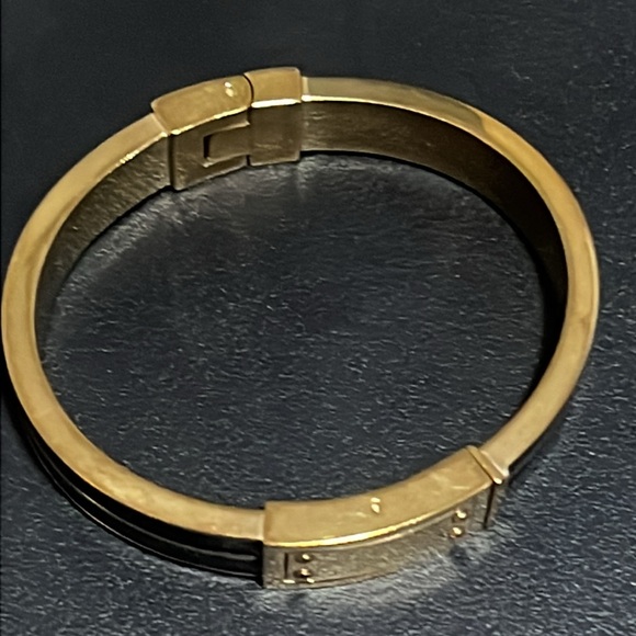 Micheal Kors Gold w Black Enamel Hinge Logo Statement Runway Screw Bracelet - Picture 5 of 13